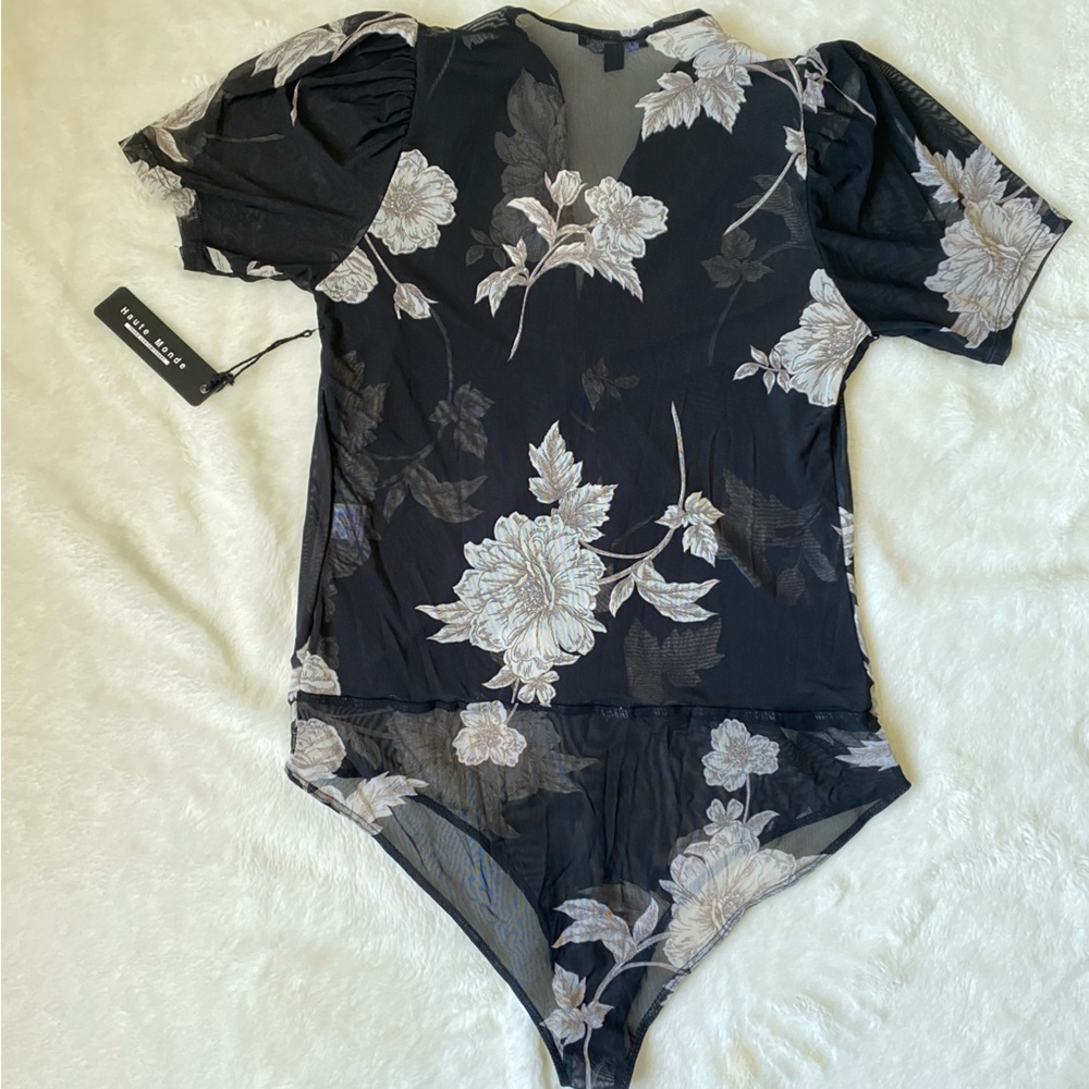 Sheer Plunge neck body suit - Picture 5 of 7